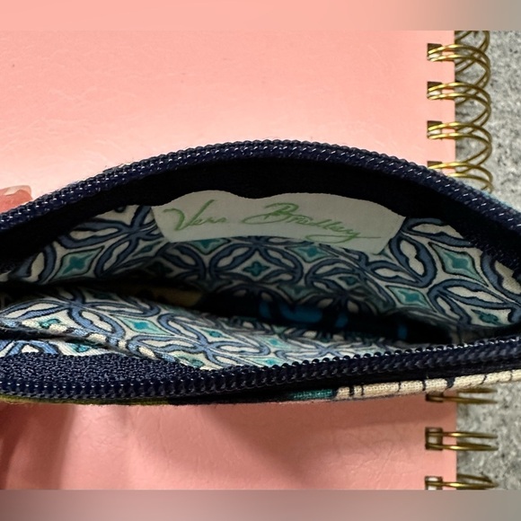 Vera Bradley ID Card Holder Zip Coin Purse Wallet Floral Blue & White-small - Picture 4 of 7